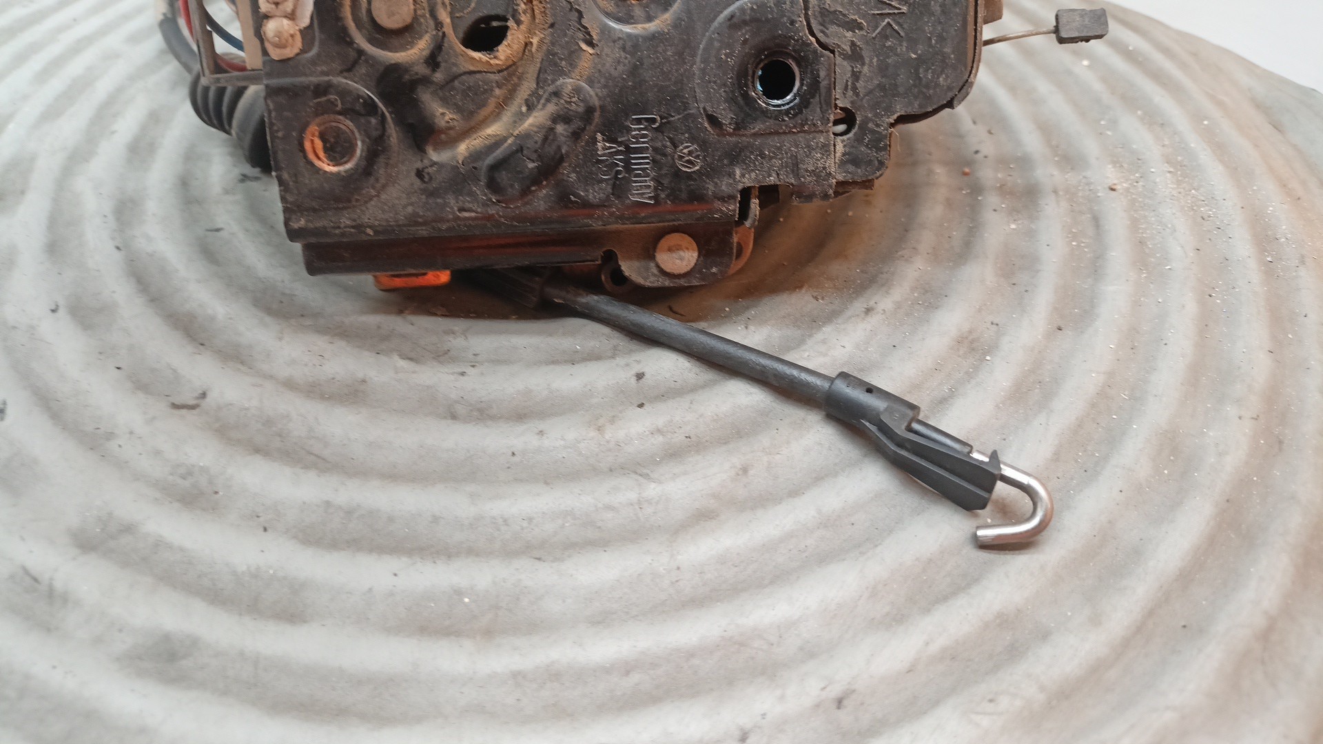 Fechadura Porta Frente Direita VOLKSWAGEN GOLF IV (1J1) | 97 - 07 Imagem-4