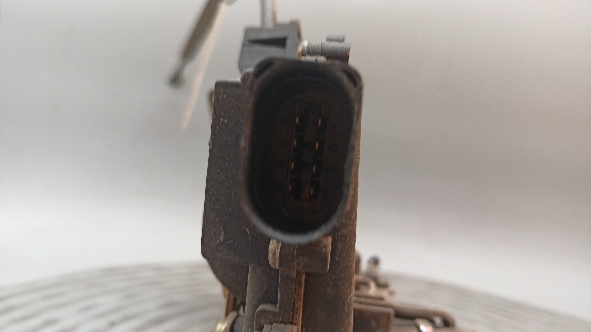 Fechadura Porta Traseira Esquerda VOLKSWAGEN GOLF IV (1J1) | 97 - 07 Imagem-2