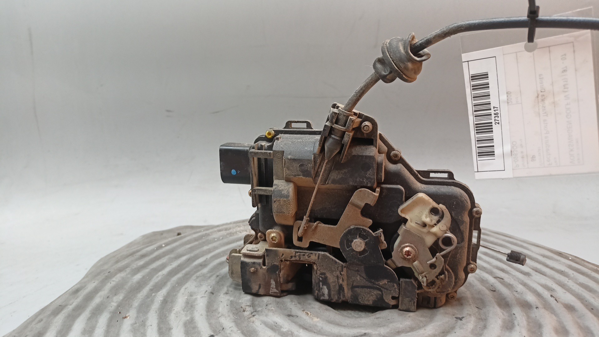 Fechadura Porta Traseira Direita VOLKSWAGEN GOLF IV (1J1) | 97 - 07 Imagem-3