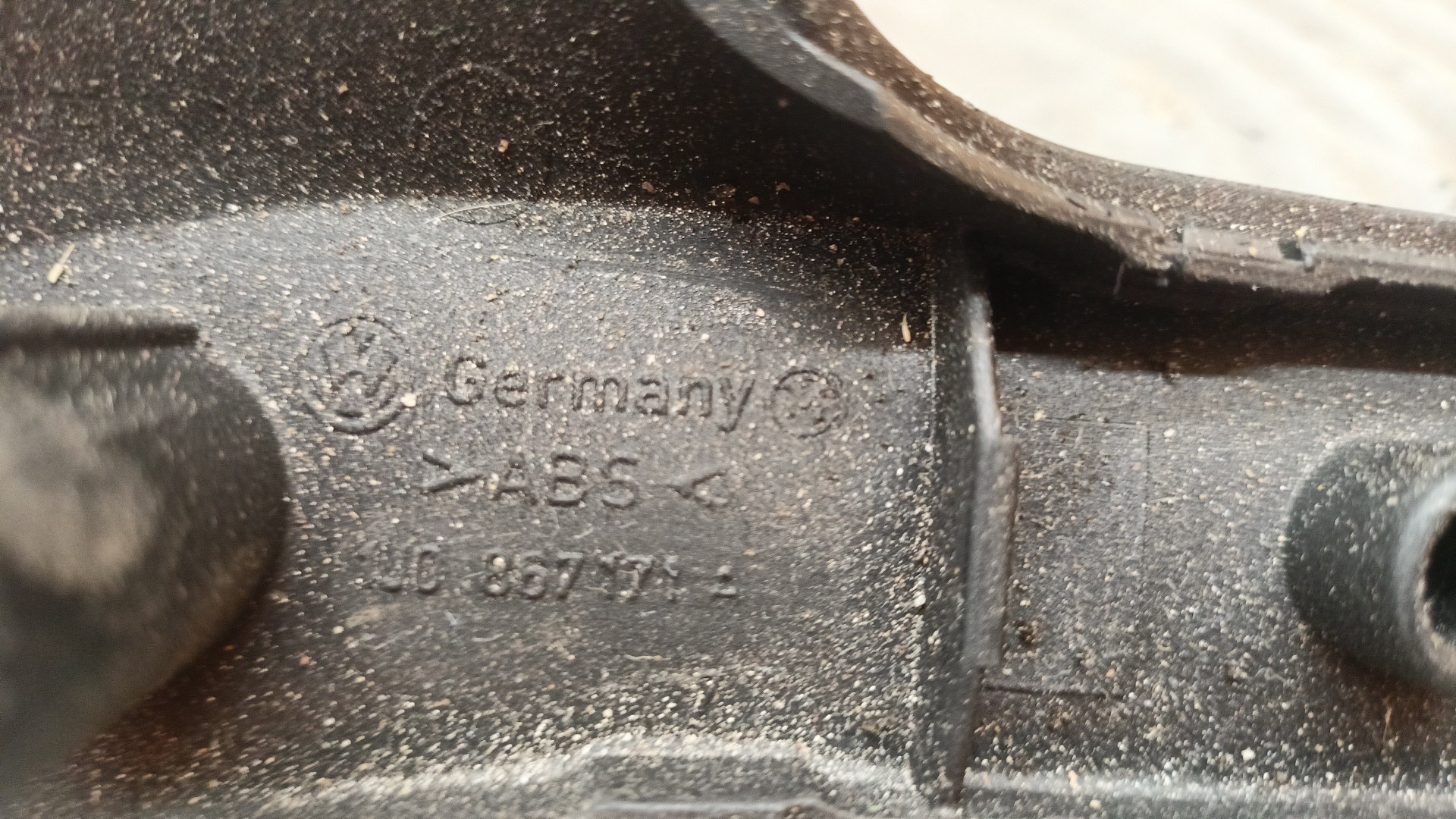 Pega Interior Porta Traseira Esquerda VOLKSWAGEN GOLF IV (1J1) | 97 - 07 Imagem-4