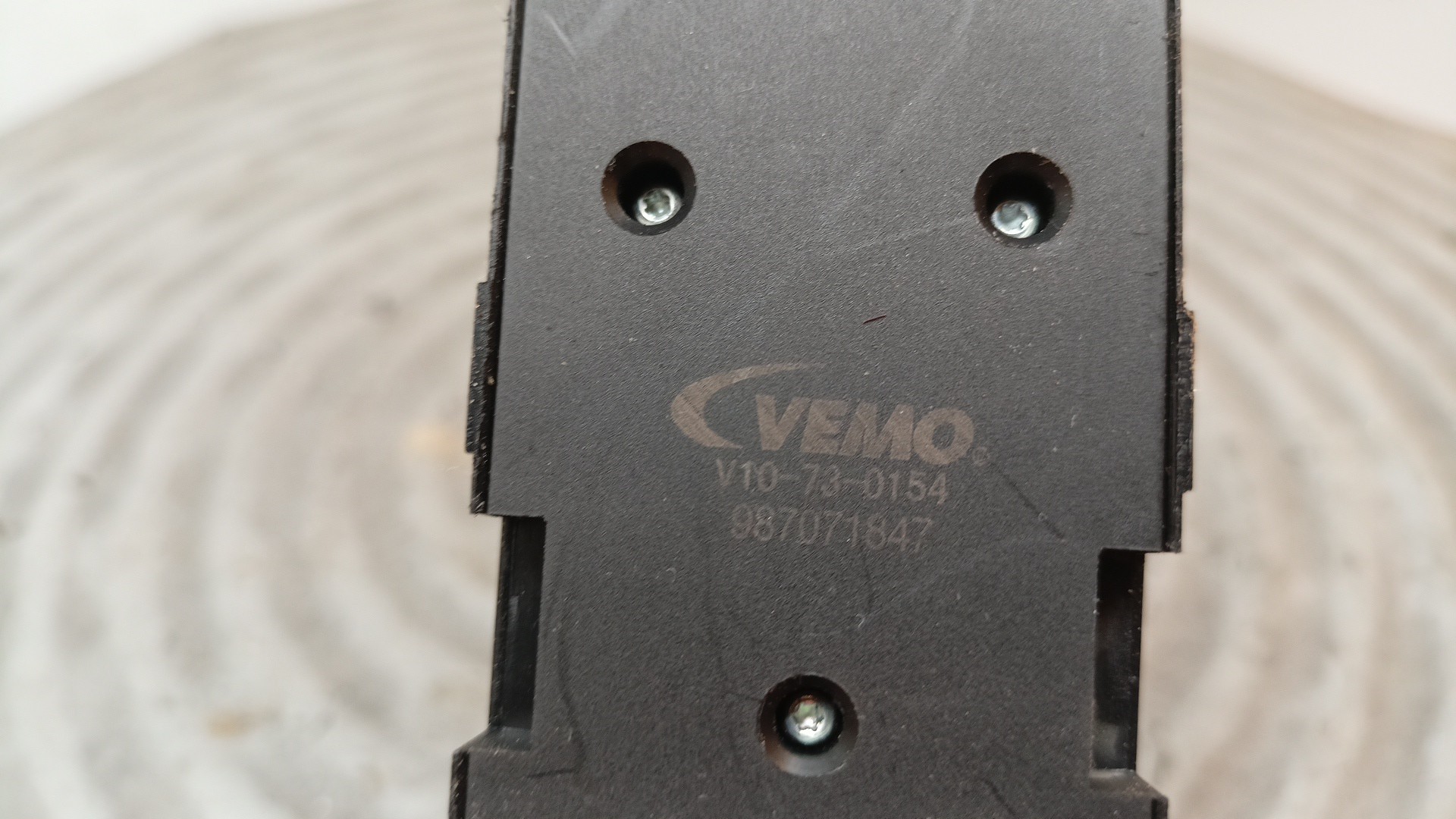 Fensterheberschalter VOLKSWAGEN GOLF IV (1J1) | 97 - 07 Imagem-4