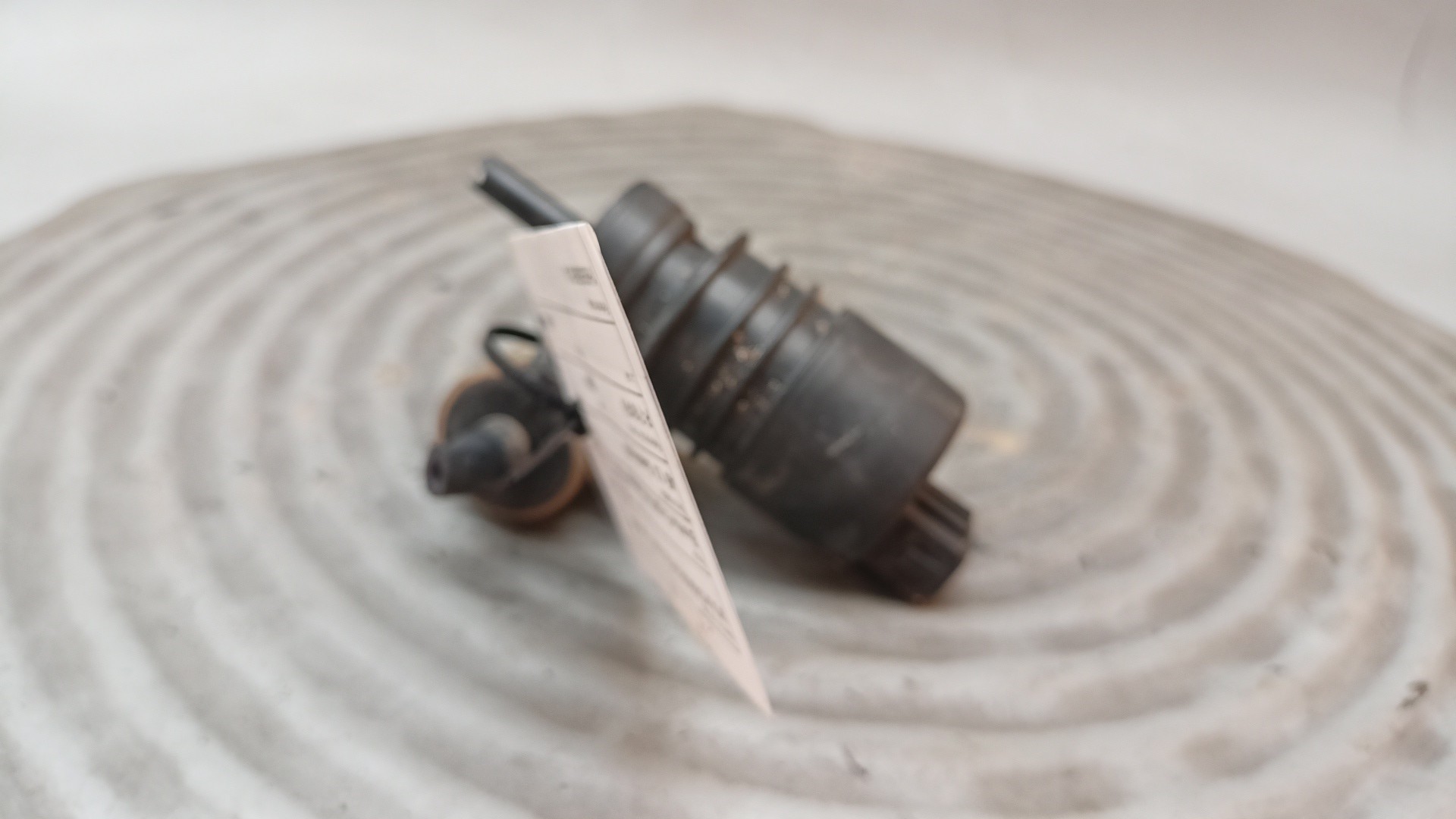 Waschwasserpumpe VOLKSWAGEN POLO (6N1) | 94 - 99 Imagem-2