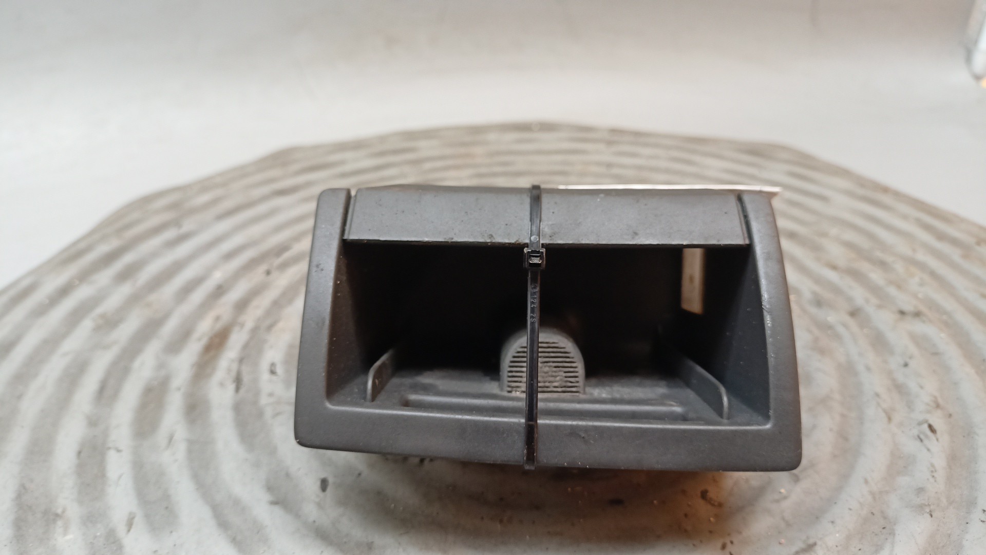 Cinzeiro FIAT PUNTO (176_) | 93 - 99