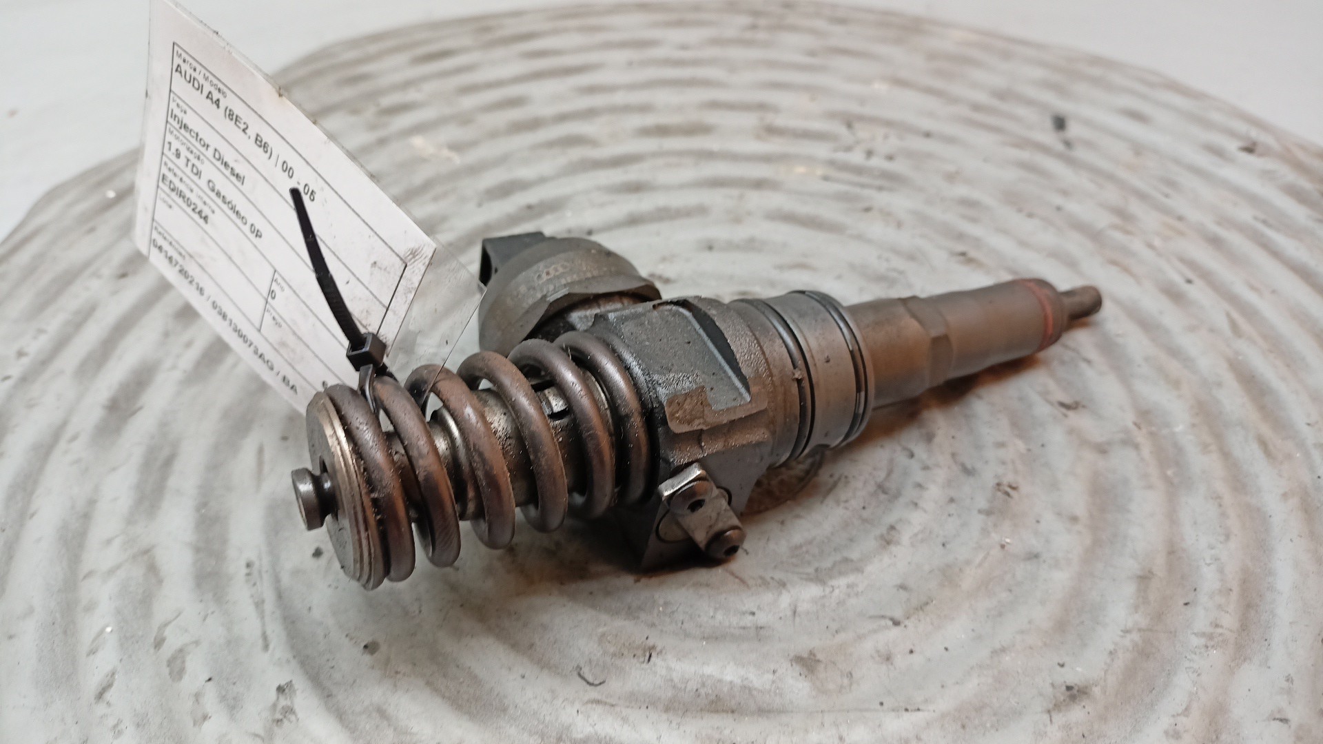 Injector Diesel AUDI A4 (8E2, B6) | 00 - 05