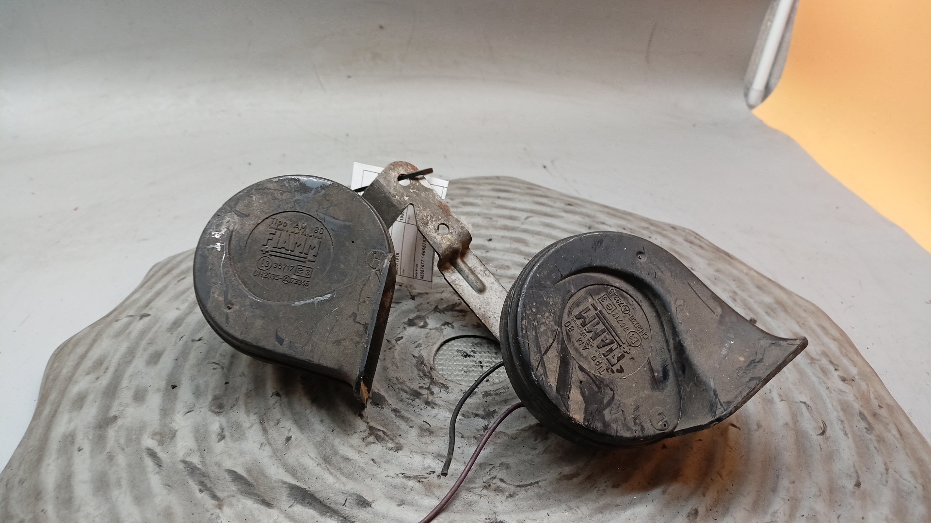 Tromba Clacson FIAT BRAVO I (182_) | 95 - 01