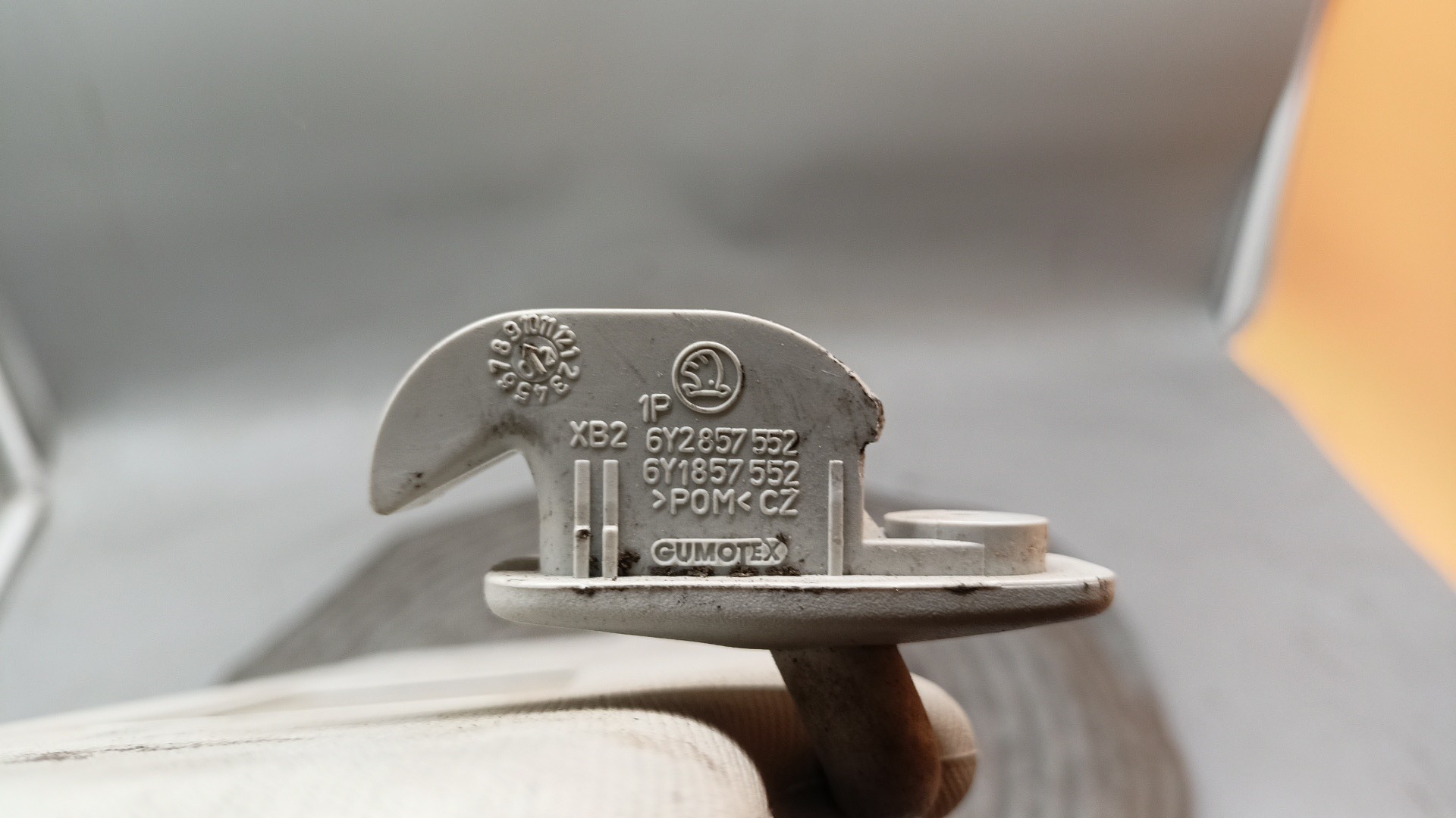 Pala Sol Direita SKODA FABIA I (6Y2) | 99 - 08 Imagem-4