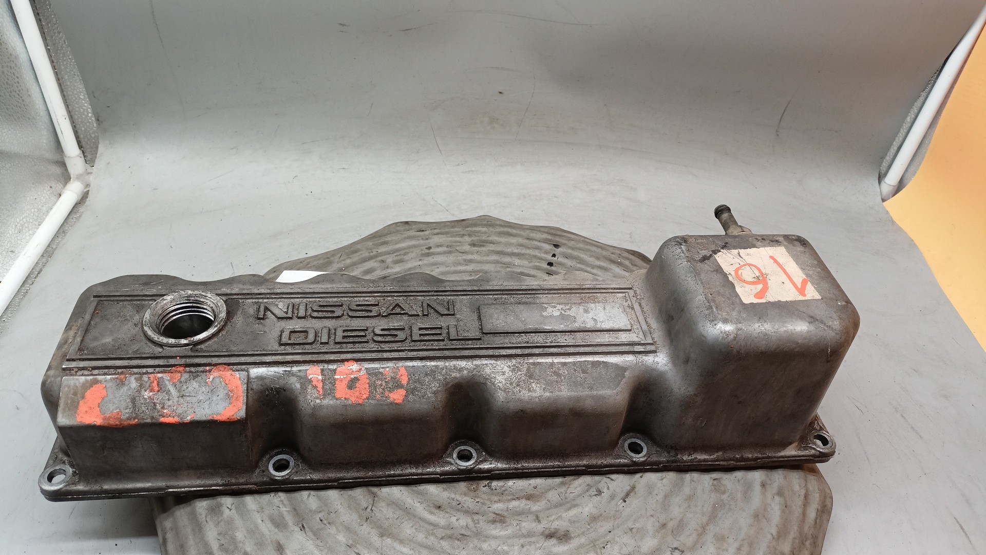 Tampa Válvulas NISSAN TRADE Camião de plataforma/chassis | 94 - 98