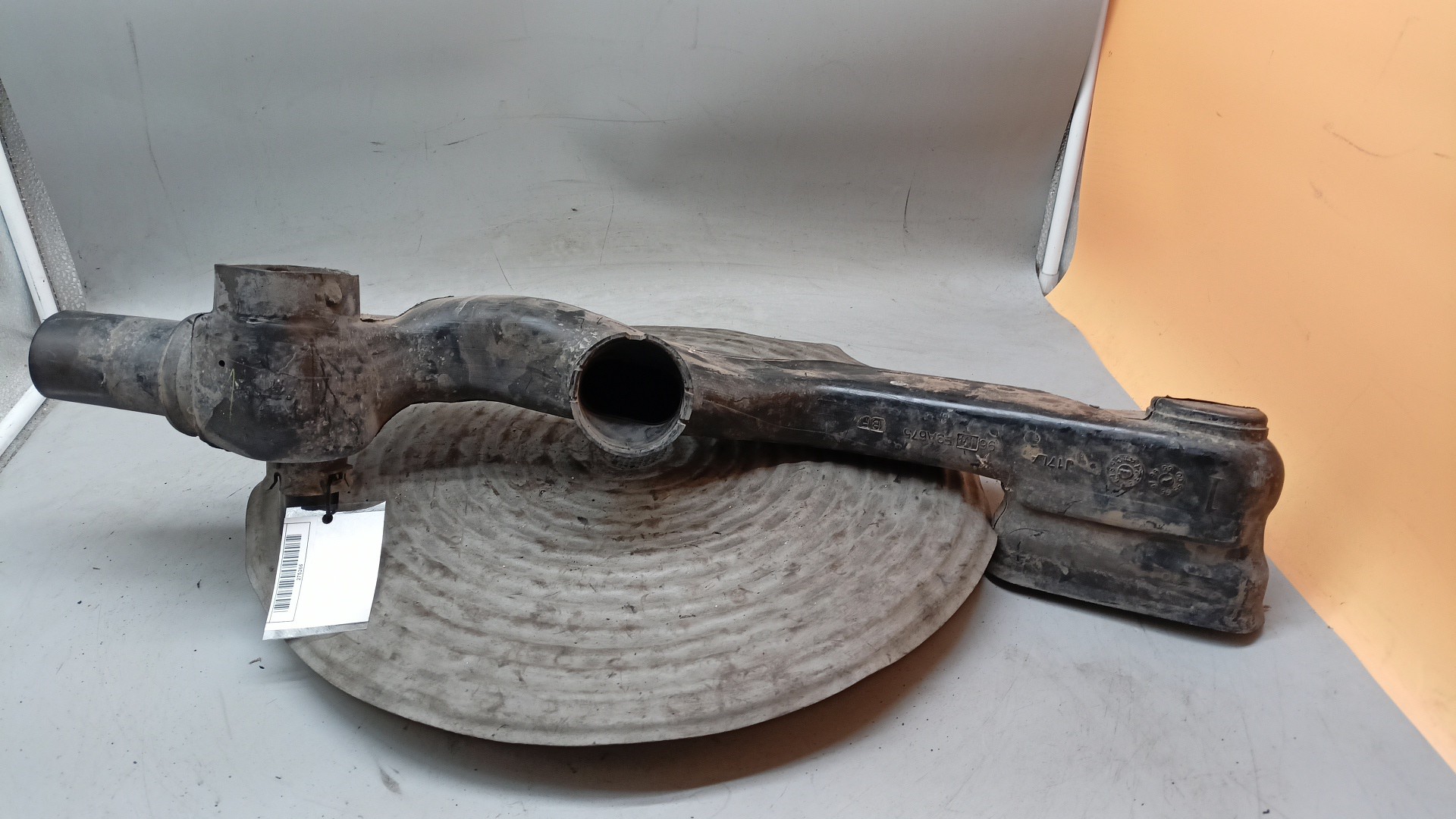 Tubo di aspirazione dell’aria FORD FIESTA IV (JA_, JB_) | 95 - 02