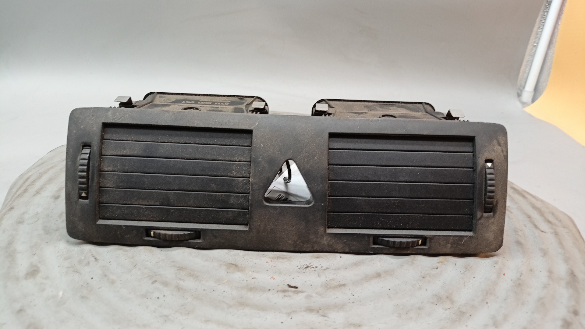 Saída Ar Grelha SKODA FABIA I (6Y2) | 99 - 08