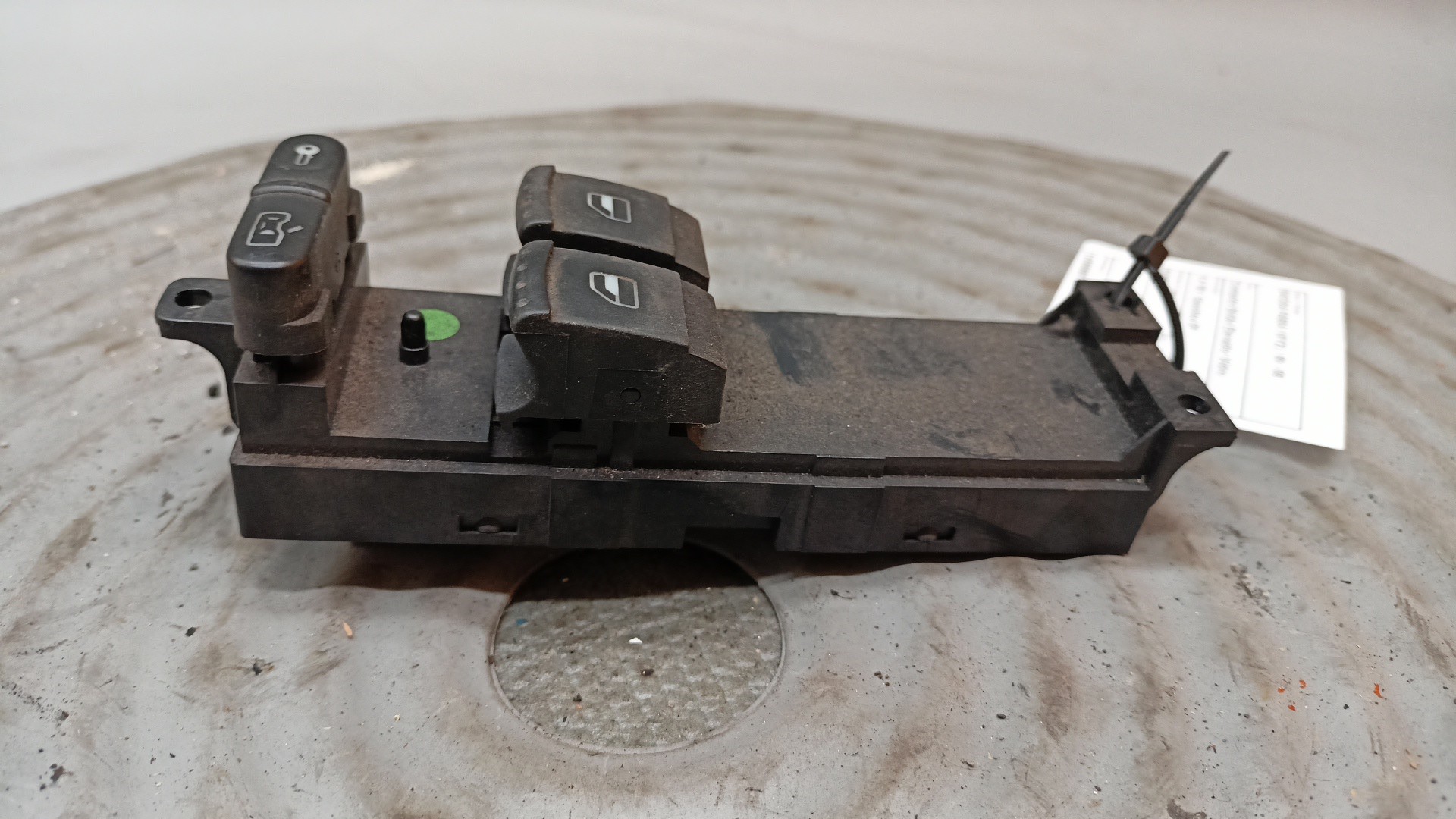 Interruttore pulsante Alzacristalli Finestrino SKODA FABIA I (6Y2) | 99 - 08