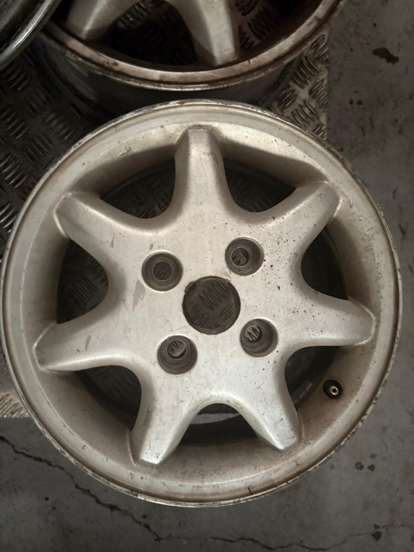 Jogo Jantes MITSUBISHI SPACE STAR Veículo multiuso (DG_A) | 98 - 04 Imagem-4