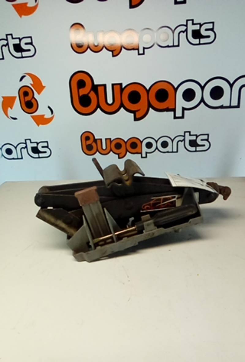 Conjunto Macaco Chave Roda LANCIA Y10 (156_) | 85 - 95