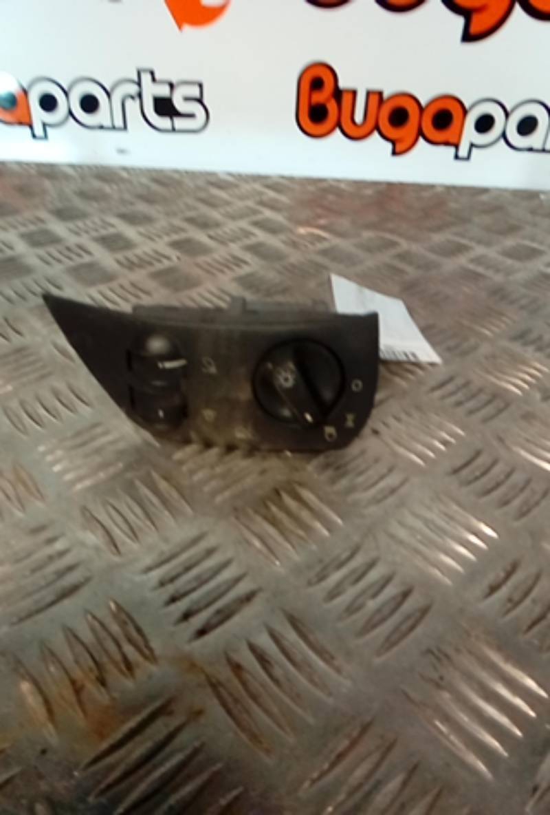 Comando Interruptor Luzes VOLKSWAGEN POLO (6N1) | 94 - 99