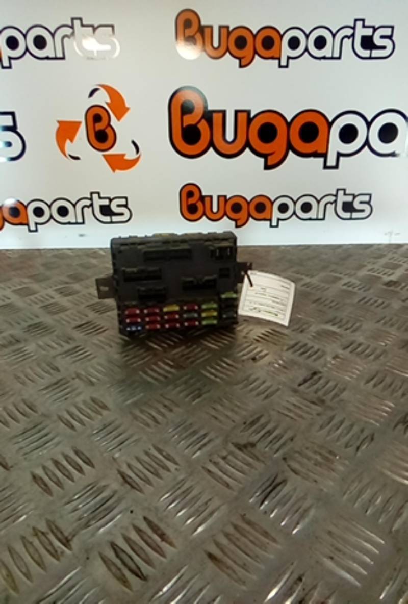 Fuse Box LANCIA LYBRA SW (839_) | 99 - 05 Imagem-1