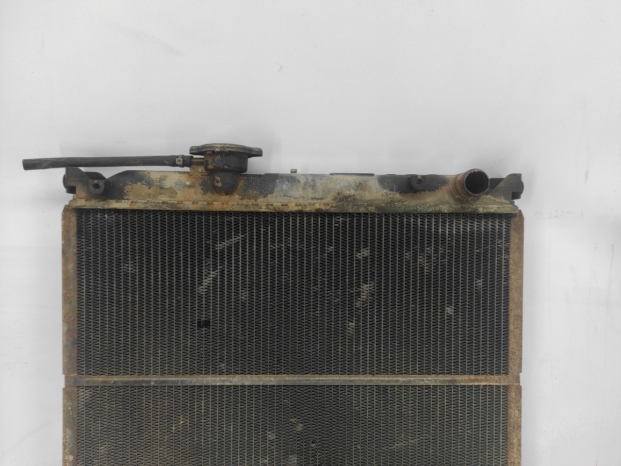 Radiateur D'eau Pour Suzuki Vitara 1 (1.6 8V 4x4) - Occasion Bon état - Garantie 12 Mois