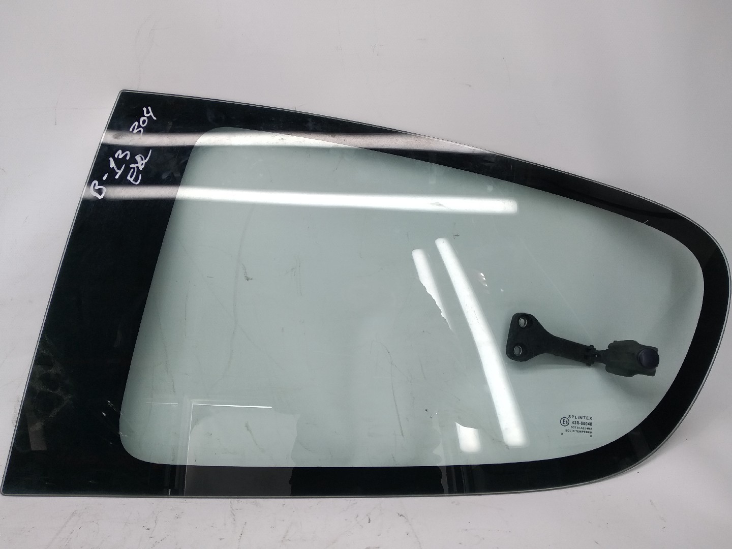 Glass Left Panel for PEUGEOT 107