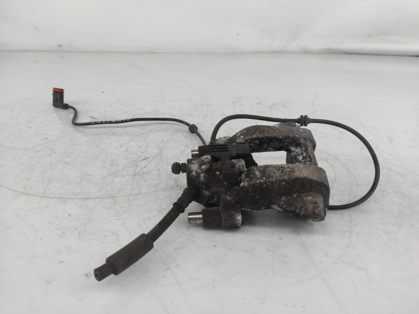 Rear Right brake caliper MERCEDES-BENZ E-CLASS (W212) | 09 - 16 Imagem-0