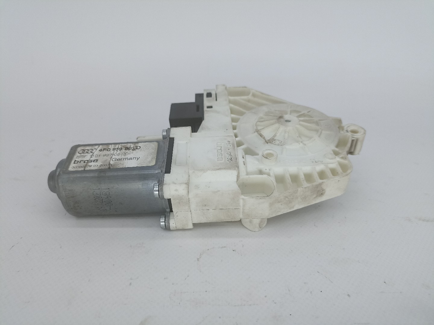 moteur leve vitre electrique avant droit audi a6 130821774