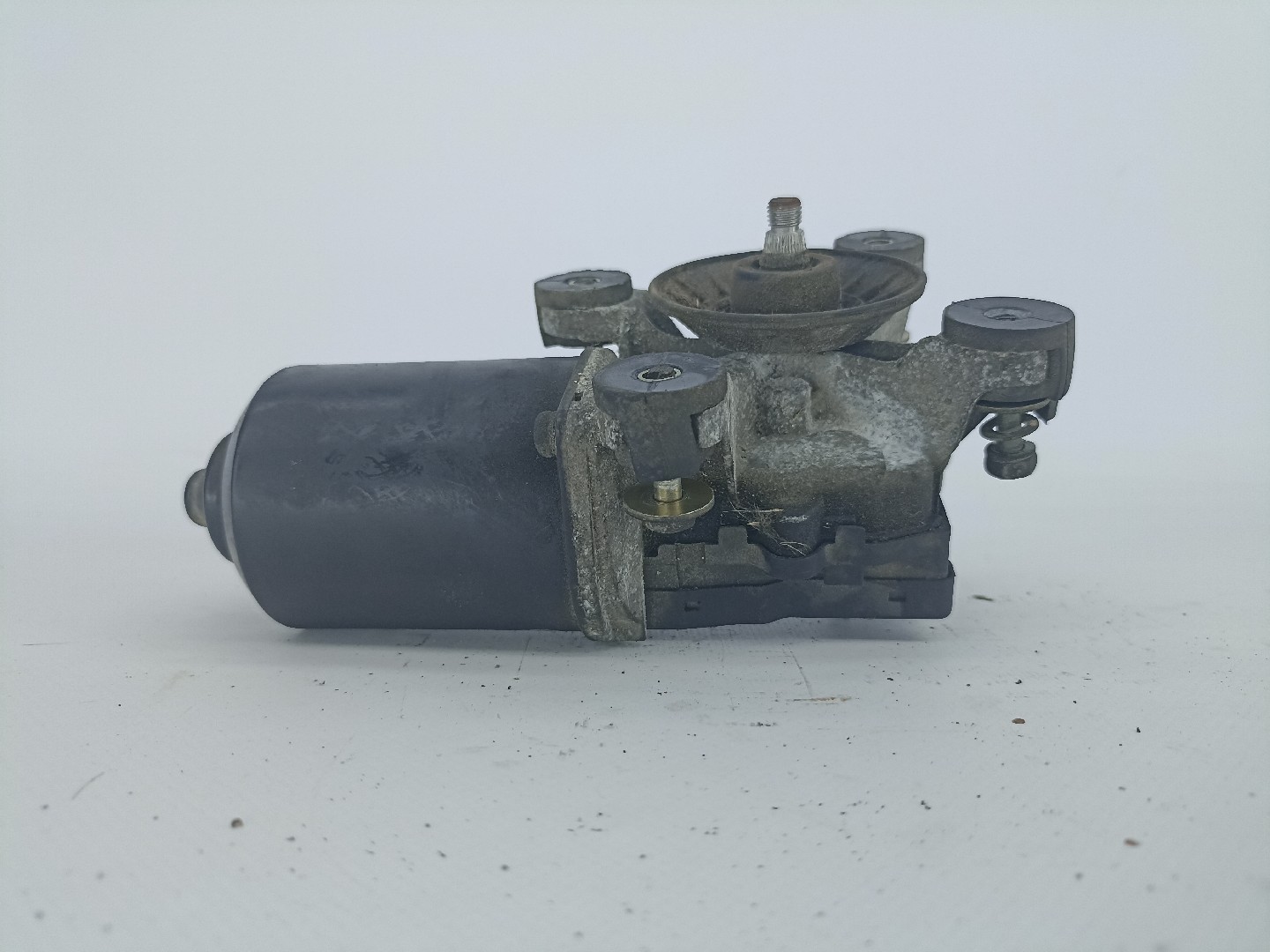 Rear wiper motor MAZDA 626 V (GF) | 97 - 02 Imagem-6
