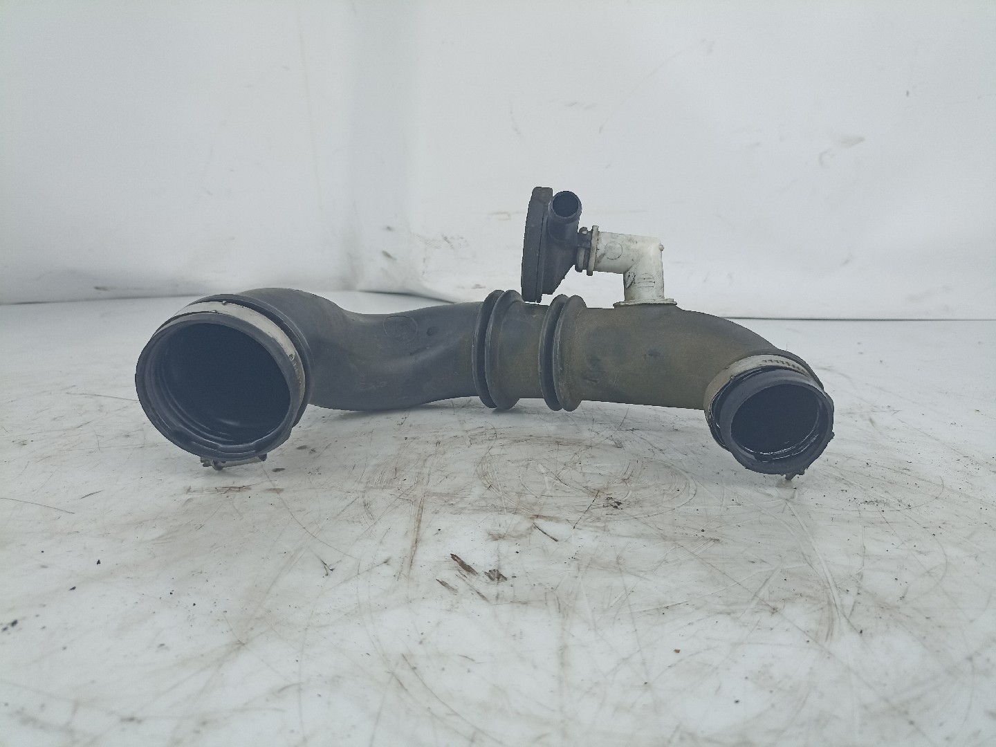 Tubo Intercooler para DACIA DUSTER Recife Peças Usadas