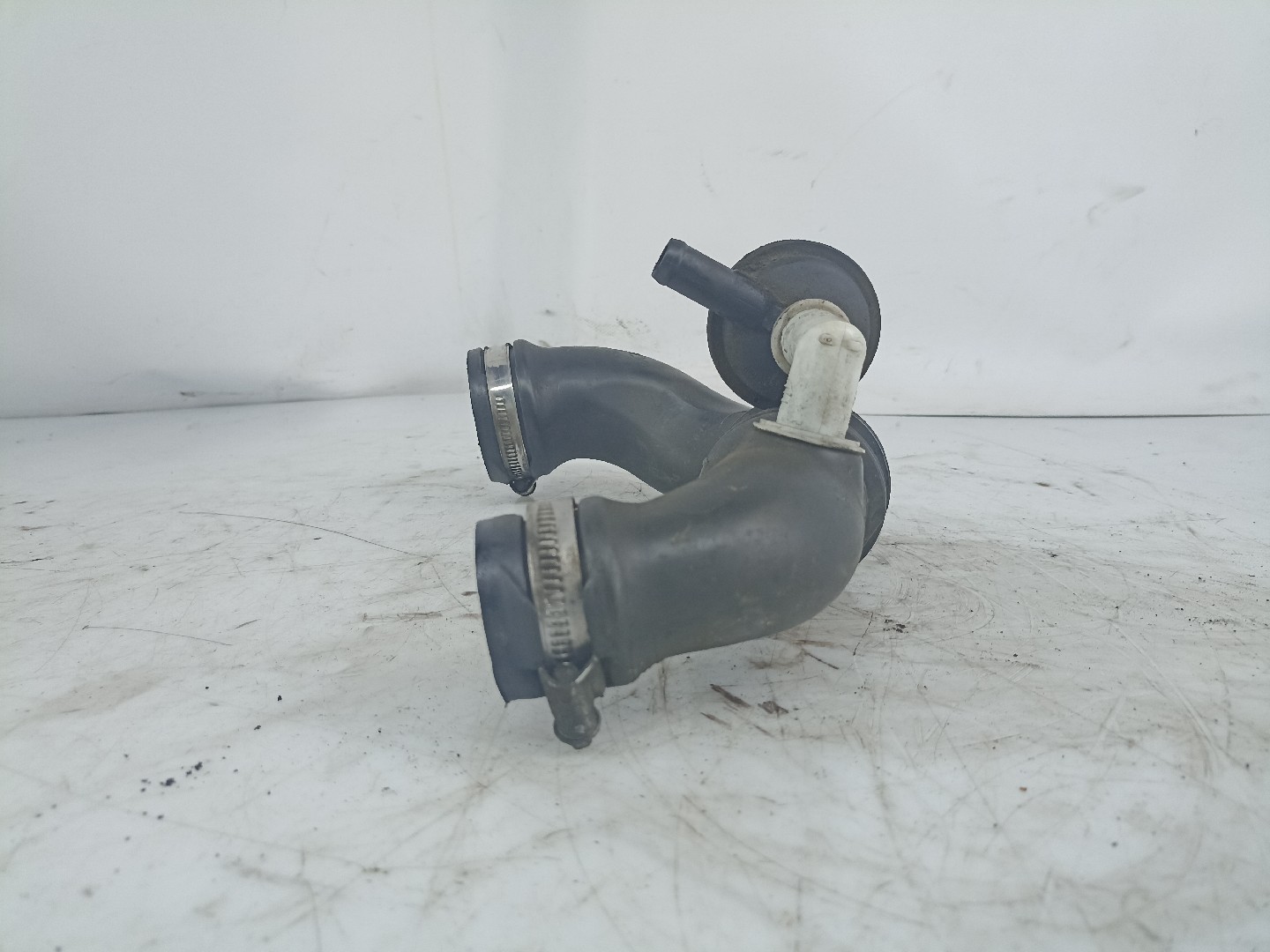 Tubo Intercooler para DACIA DUSTER Recife Peças Usadas