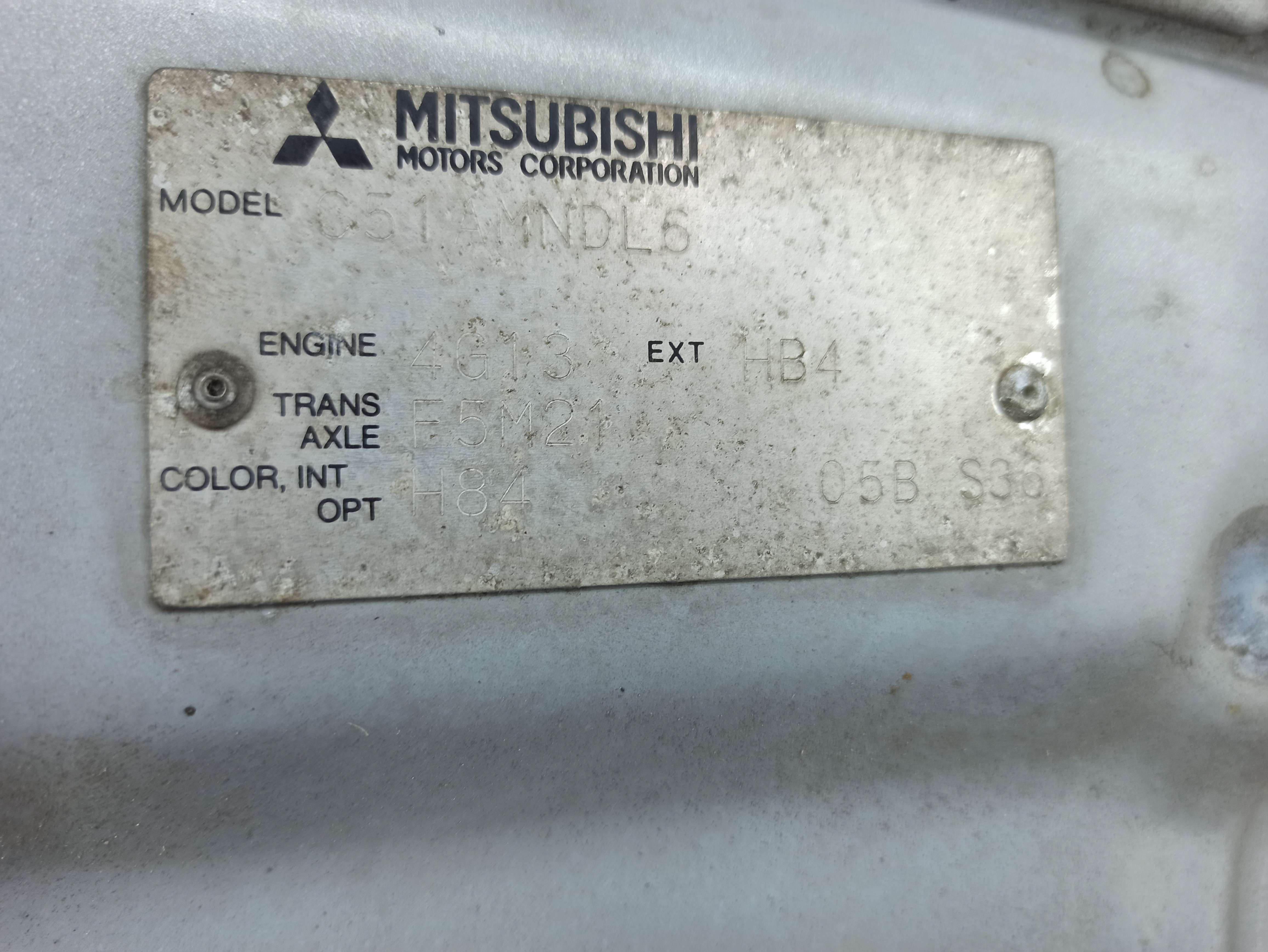 Cofano anteriore MITSUBISHI COLT III (C5_A) | 86 - 92 Imagem-3