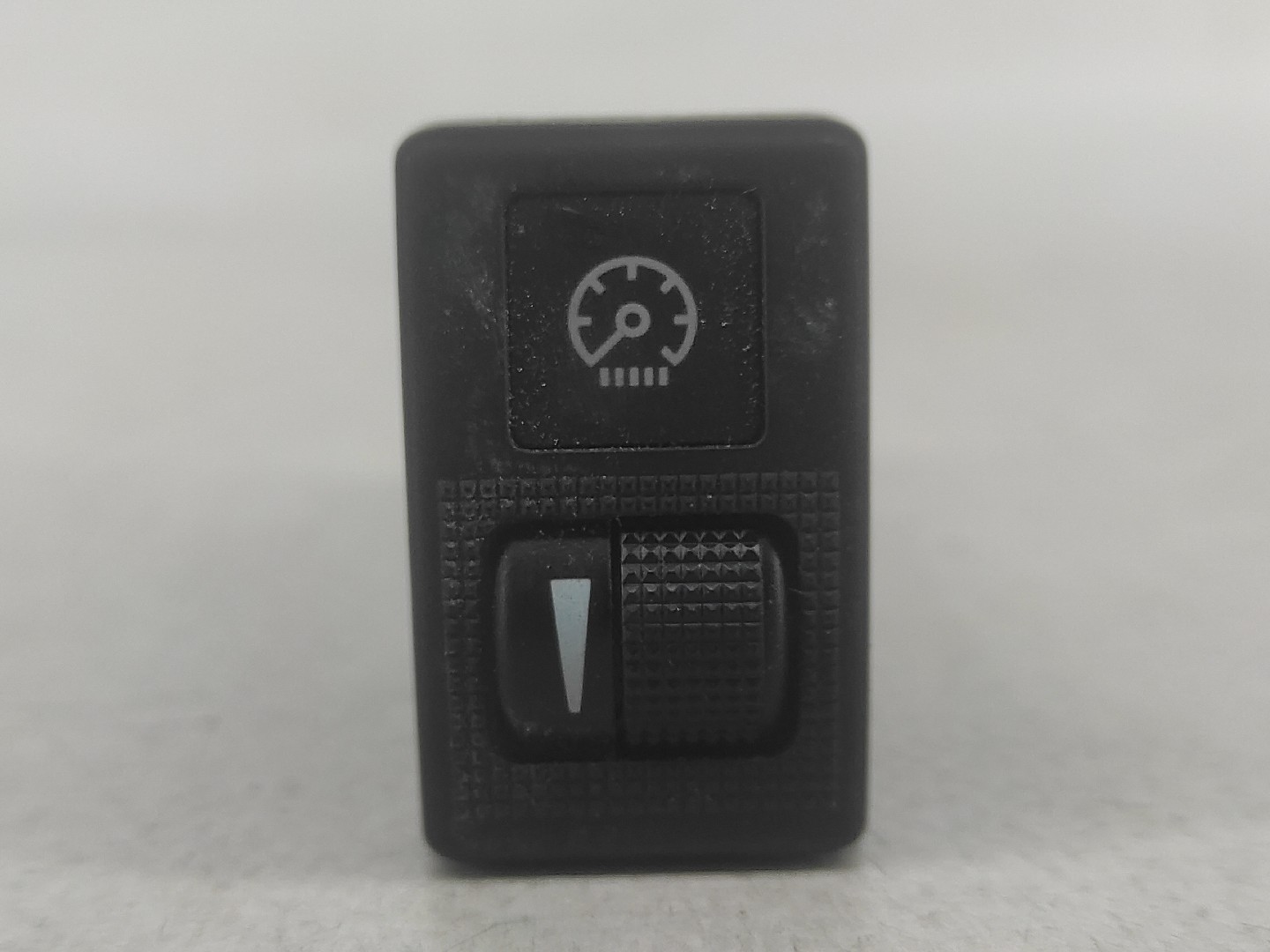 button MAZDA RX-8 (SE, FE) | 03 - 12 Imagem-0