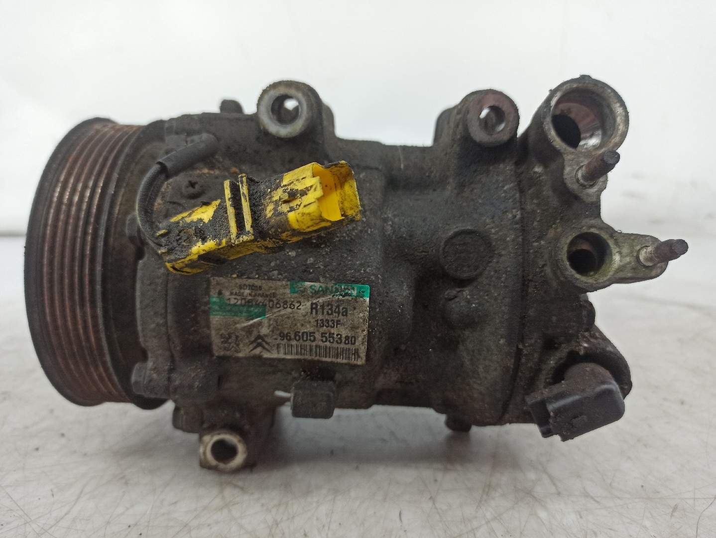 Compressor do AC CITROEN C5 III Break (RW_) | 08 -  Imagem-1