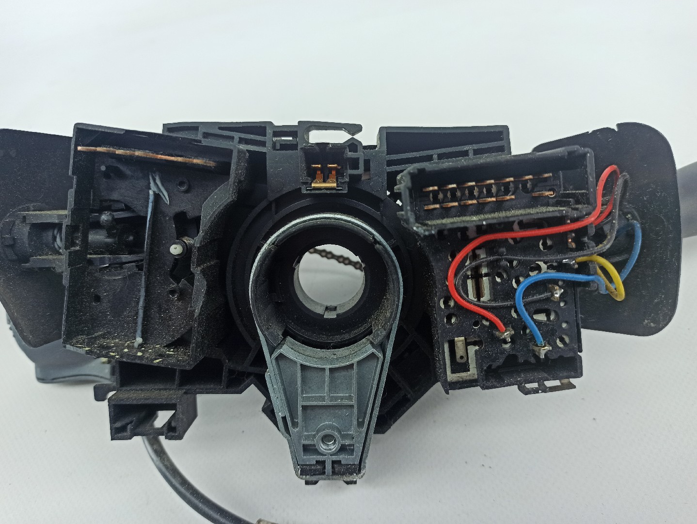 Assemblage de l'interrupteur des feux / de la poig à RENAULT CLIO II