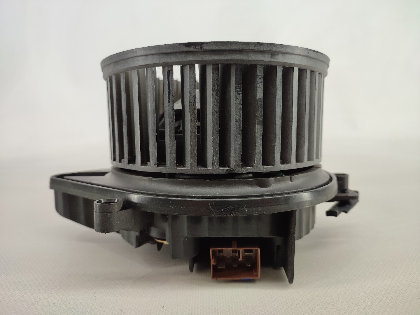 Heater Blower Motor AUDI A4 Avant (8E5, B6) | 00 - 05 Imagem-1