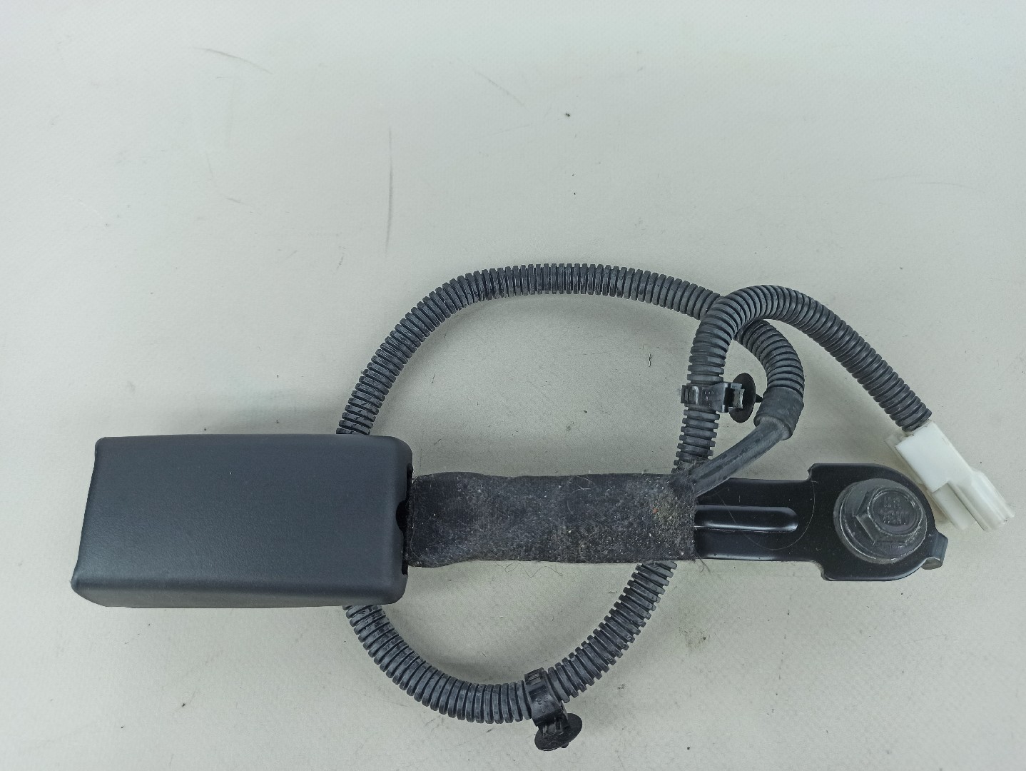 Front Left belt tensioner HYUNDAI i30 (FD) | 07 - 12 Imagem-0
