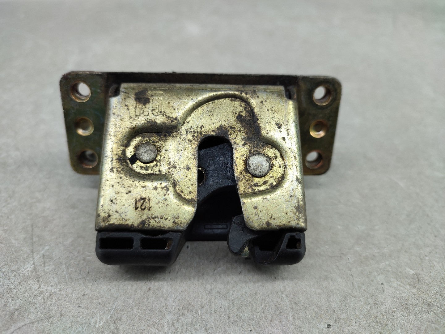 Tailgate lock OPEL VECTRA B Combi (J96) | 96 - 03 Imagem-0