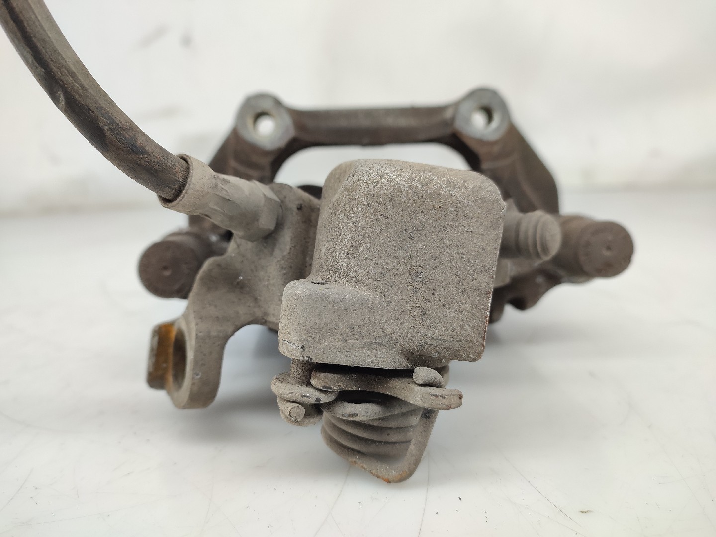 Rear Right brake caliper MINI MINI (R50, R53) | 01 - 06 Imagem-4
