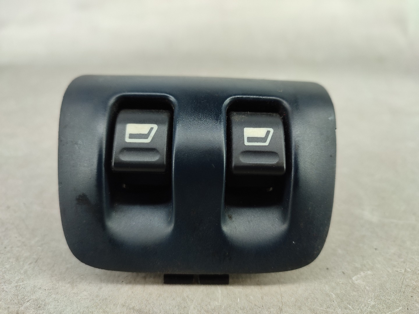 Interrupteur de vitre Avant Gauche PEUGEOT 206 Hatchback (2A/C) | 98 - 12 Imagem-0