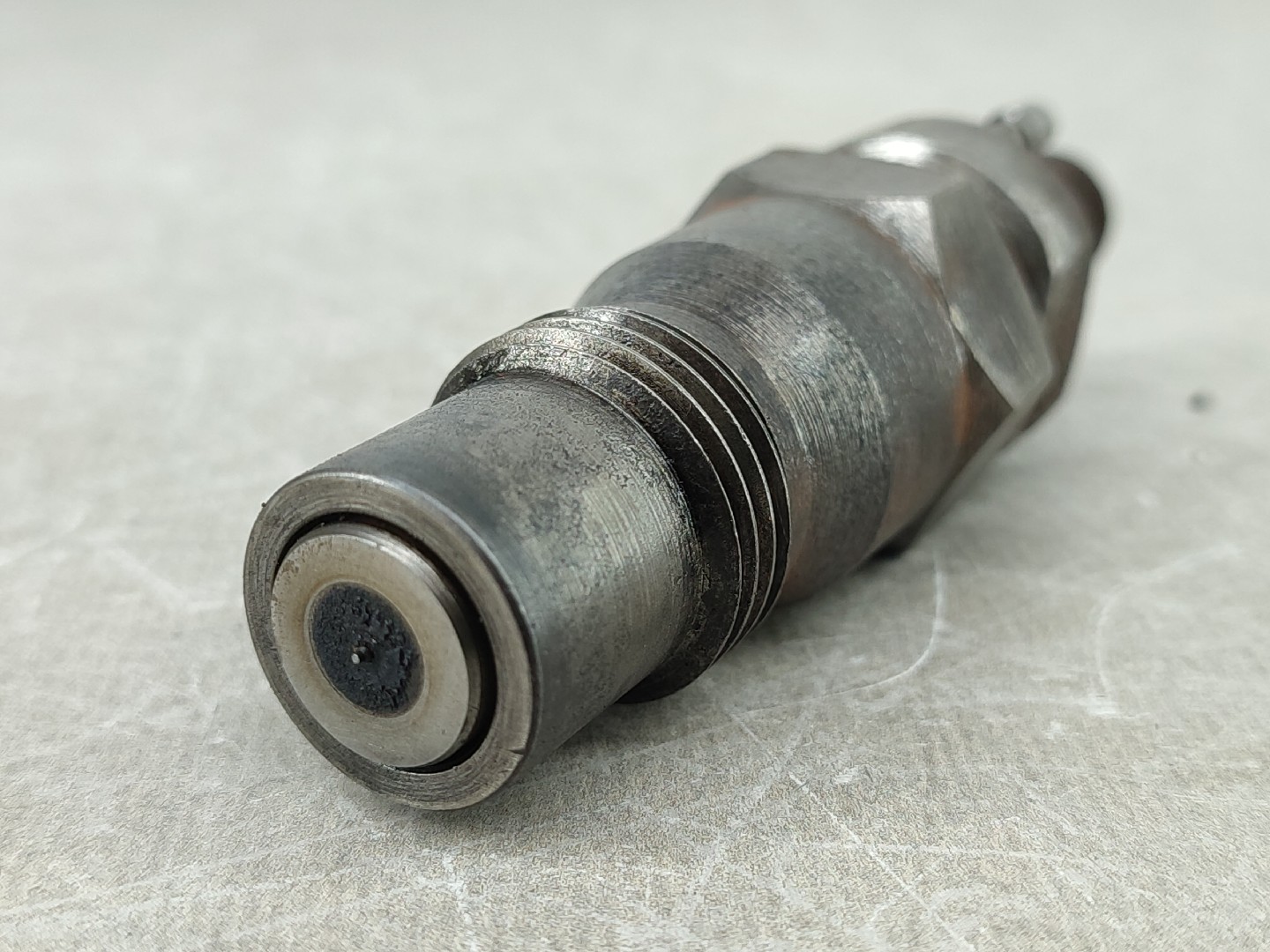 Injector MERCEDES-BENZ TRÊS VOLUMES (W123) | 76 - 85 Imagem-3