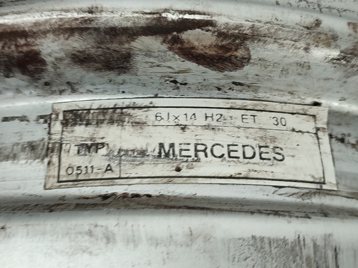 Jantes Especiais MERCEDES-BENZ TRÊS VOLUMES (W123) | 76 - 85 Imagem-3