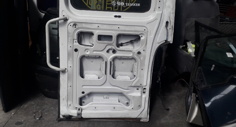 Porta carico posteriore sinistro RENAULT MASTER II Autocarro (JD) | 98 -  Imagem-3