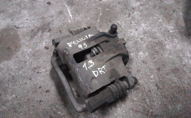 Front Right brake caliper SKODA FELICIA I (6U1) | 94 - 98 Imagem-0