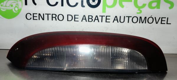 Farolim Traseiro / Stop Dto (222822).