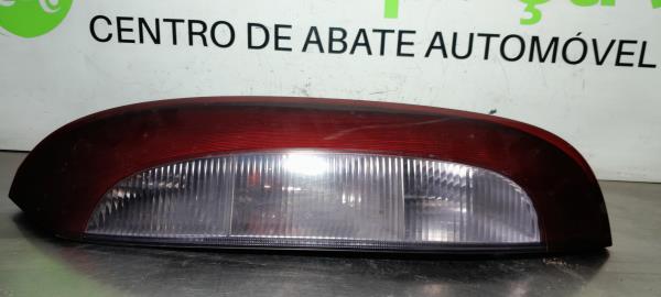 Farolim Traseiro / Stop Dto (222869).