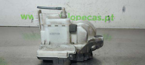 Fecho da Porta Frente Esq (222905).