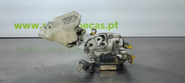 Fecho da Porta Frente Esq (226818).