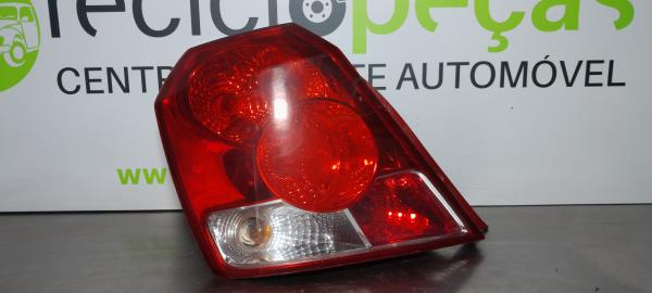 Farolim Traseiro / Stop Esq (226901).