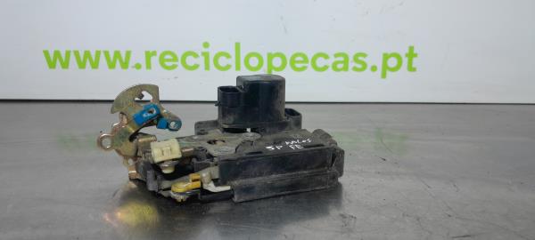 Fecho da Porta Frente Esq (226910).