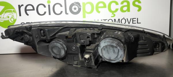 Otica / Farol Esq (226916).