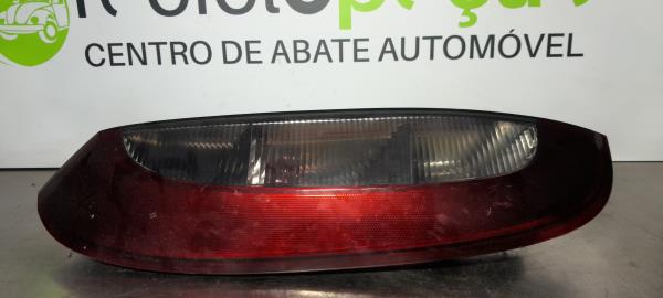 Farolim Traseiro / Stop Esq (227141).