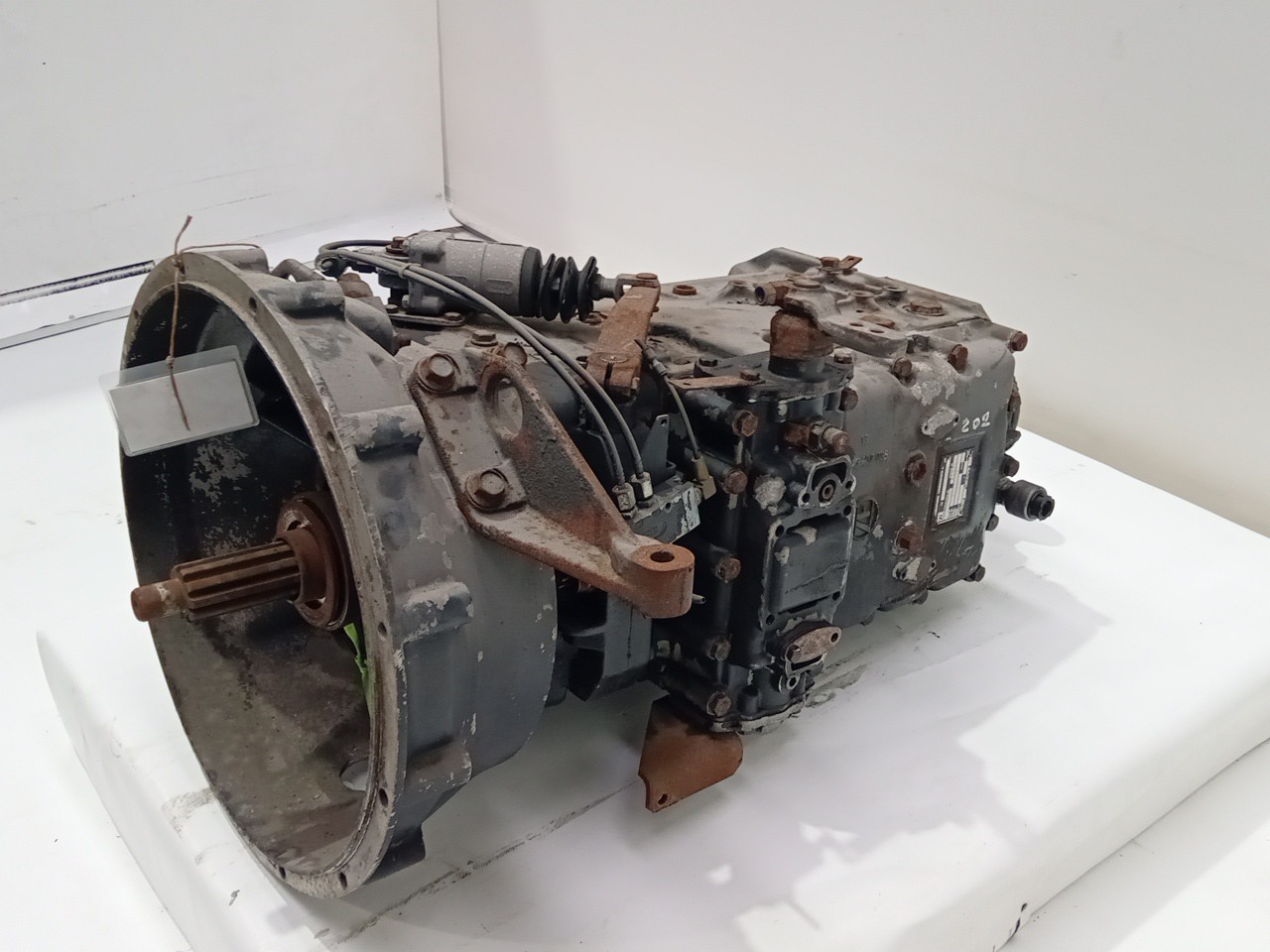 Caixa Velocidades ZF - Imagem-1