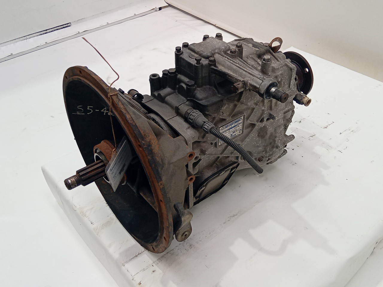 Caixa Velocidades ZF - Imagem-1