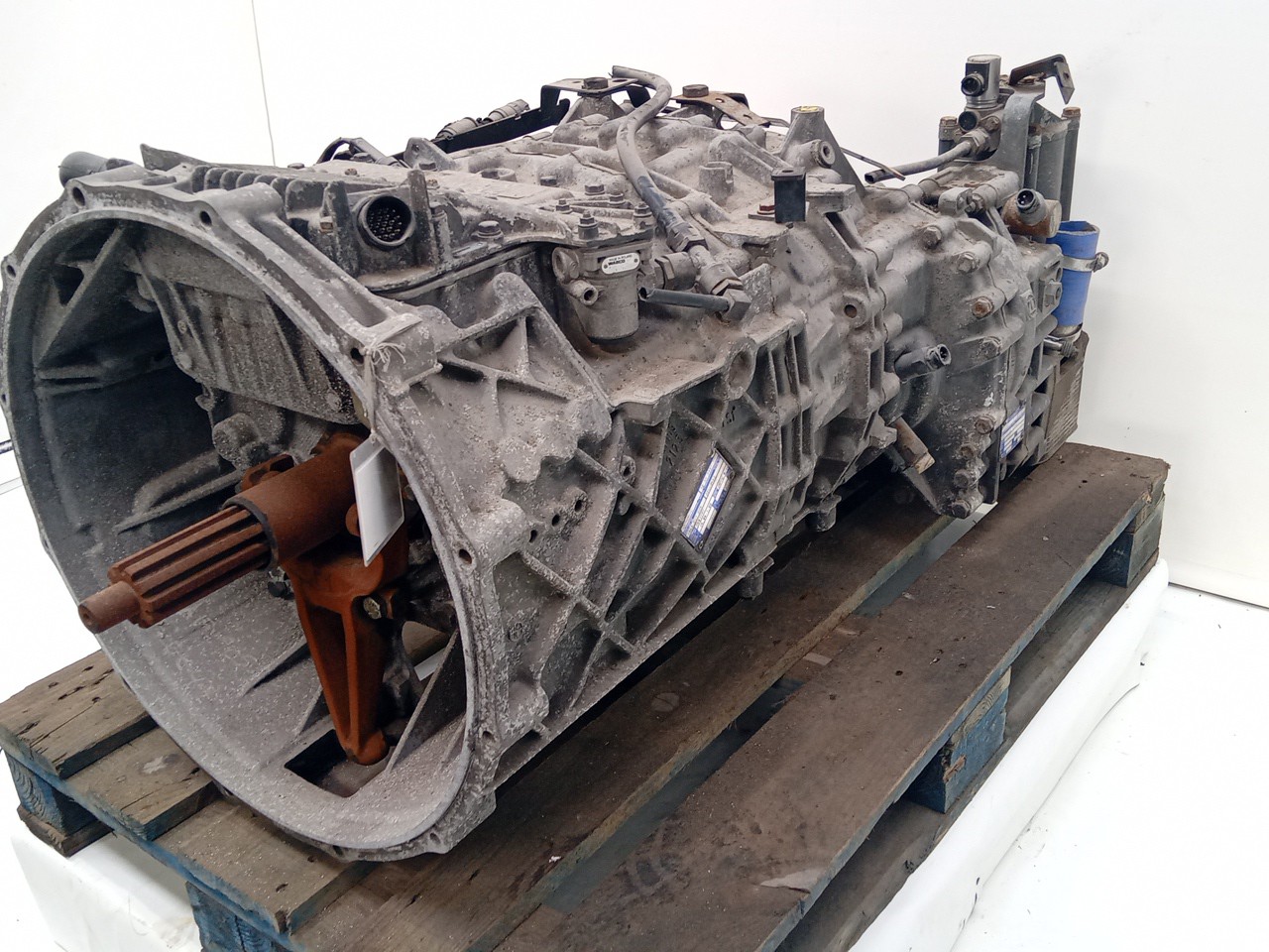 Caixa Velocidades ZF - Imagem-1