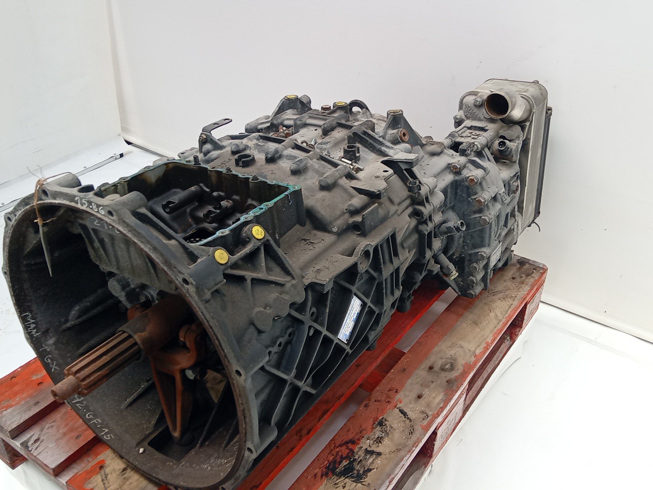 Caixa Velocidades ZF - Imagem-1